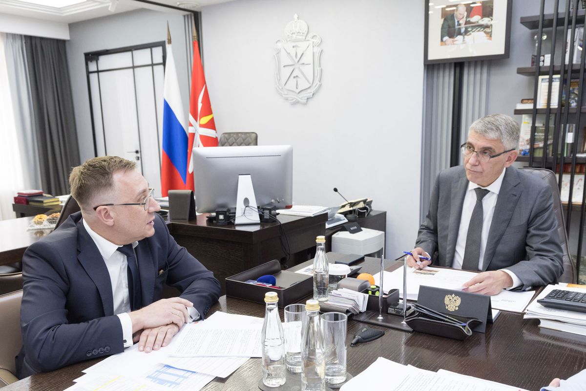 Тульский губернатор обсудил с Эдуардом Головиным модернизацию коммунальной инфраструктуры Тульский губернатор обсудил с Эдуардом Головиным модернизацию коммунальной инфраструктуры