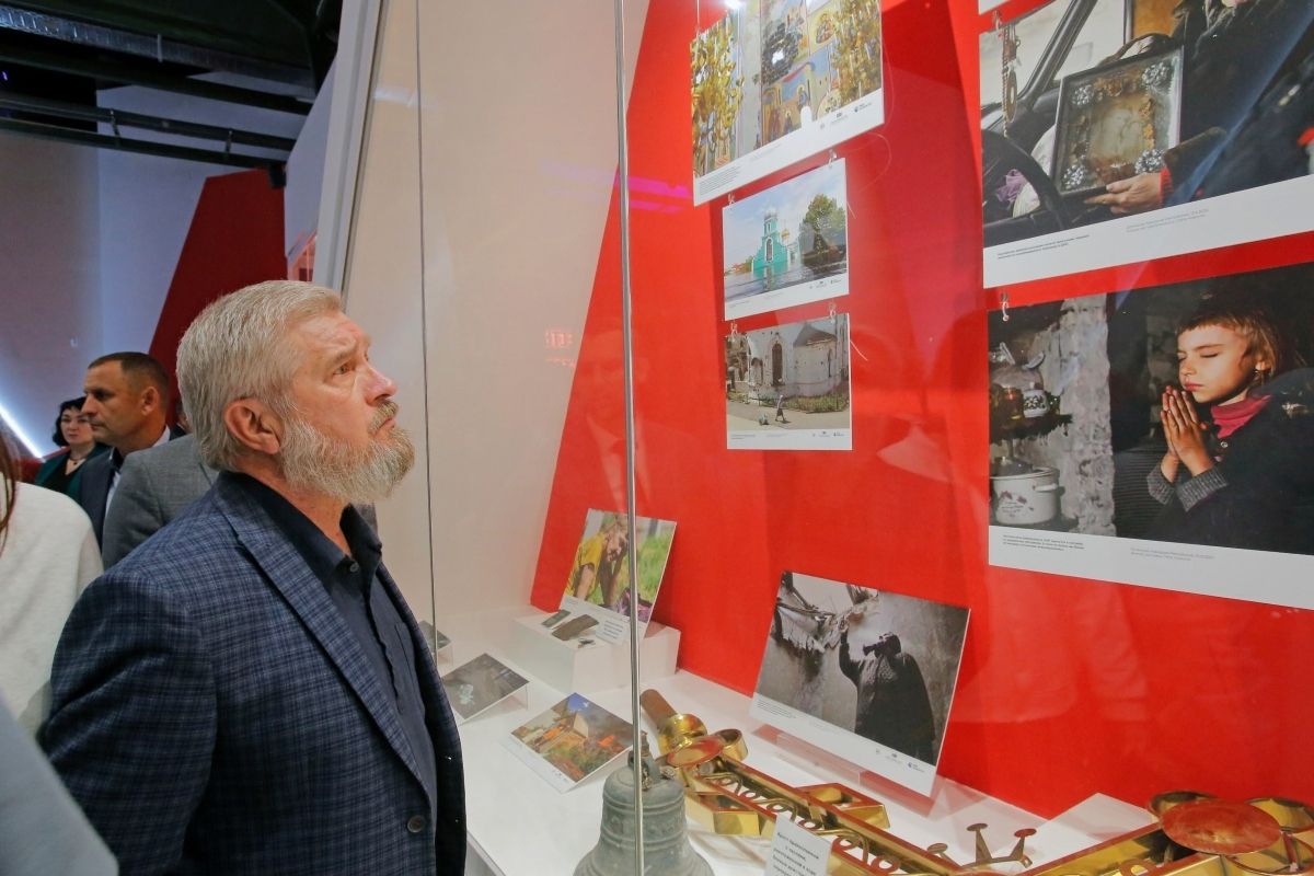 Александр Балберов ознакомился с экспонатами выставки в Музее обороны Тулы Александр Балберов ознакомился с экспонатами выставки в Музее обороны Тулы