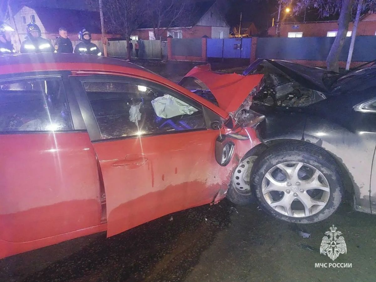 В Тульской области водитель Kia Rio не справился с управлением и устроил ДТП на встречке В Тульской области водитель Kia Rio не справился с управлением и устроил ДТП на встречке