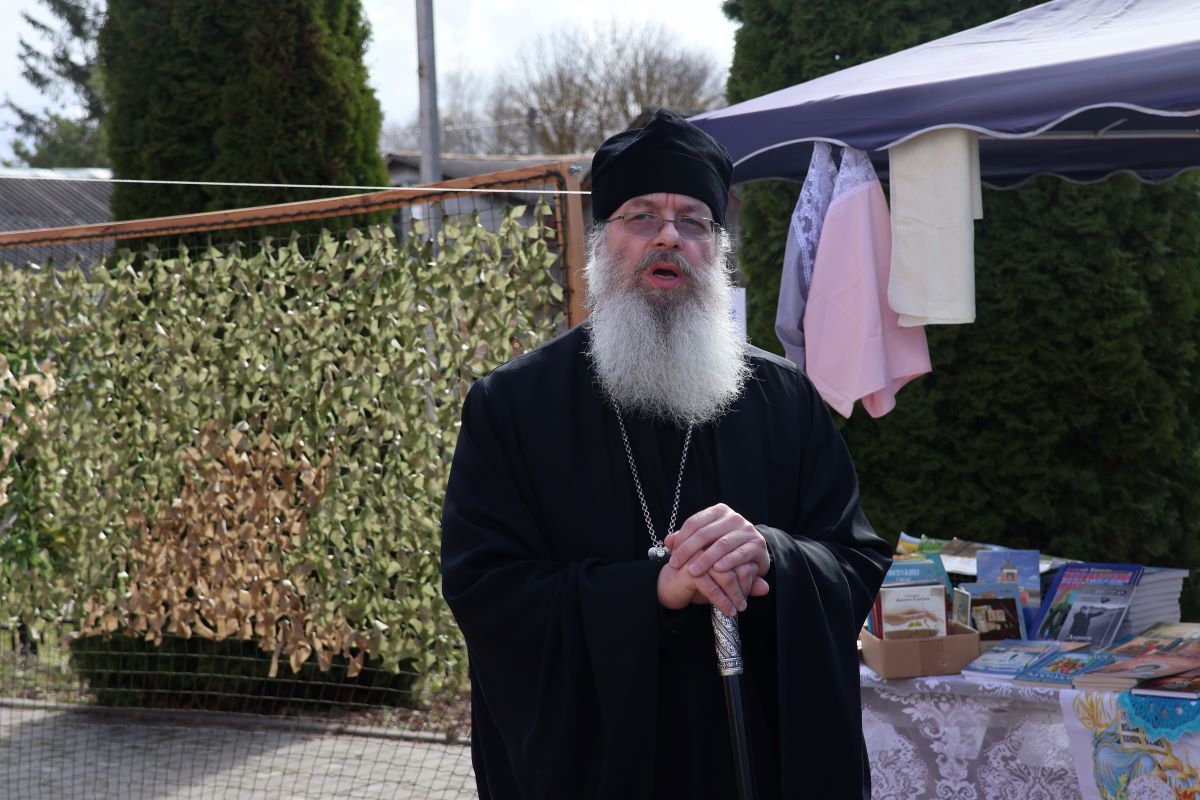 Прихожане участвуют в сборе гуманитарной помощи защитникам Родины