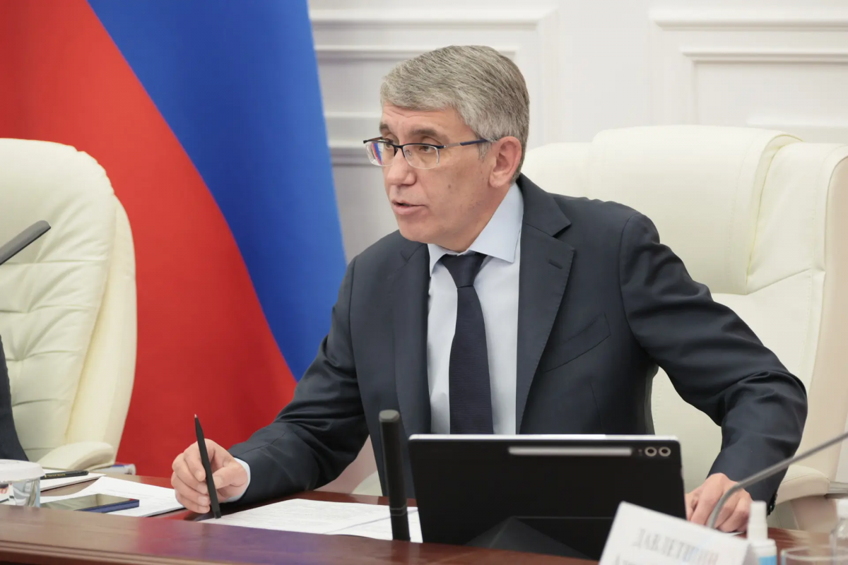 Дмитрий Миляев предложил создать сообщество волонтеров молодёжного контроля