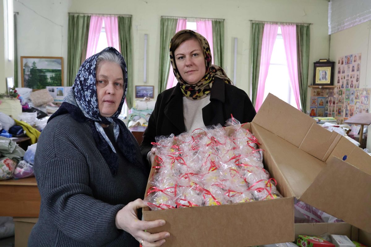 В пасхальные дни бойцы СВО получают сладкие угощения от земляков