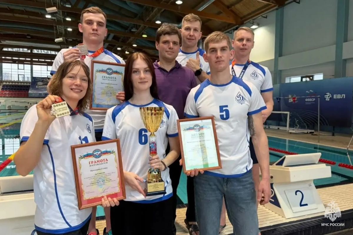 Тульский пожарный Дмитрий Гурьянов стал бронзовым призёром всероссийской спартакиады МЧС по плаванию