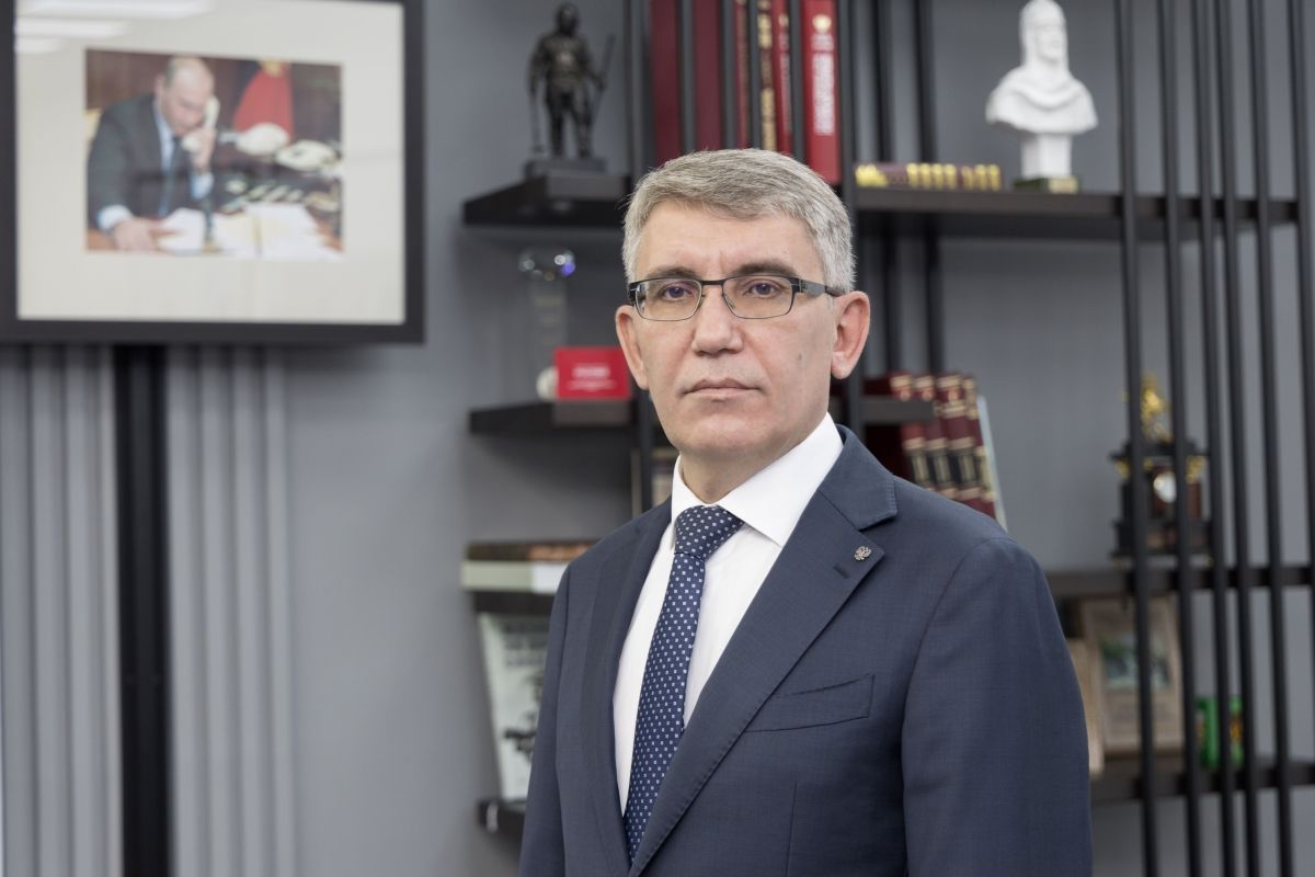 Дмитрий Миляев — работникам местного самоуправления: «Выражаю искреннюю признательность за вашу преданность делу»