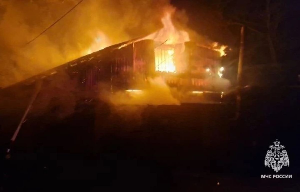 Тульские спасатели потушили пять пожаров и ликвидировали два ДТП