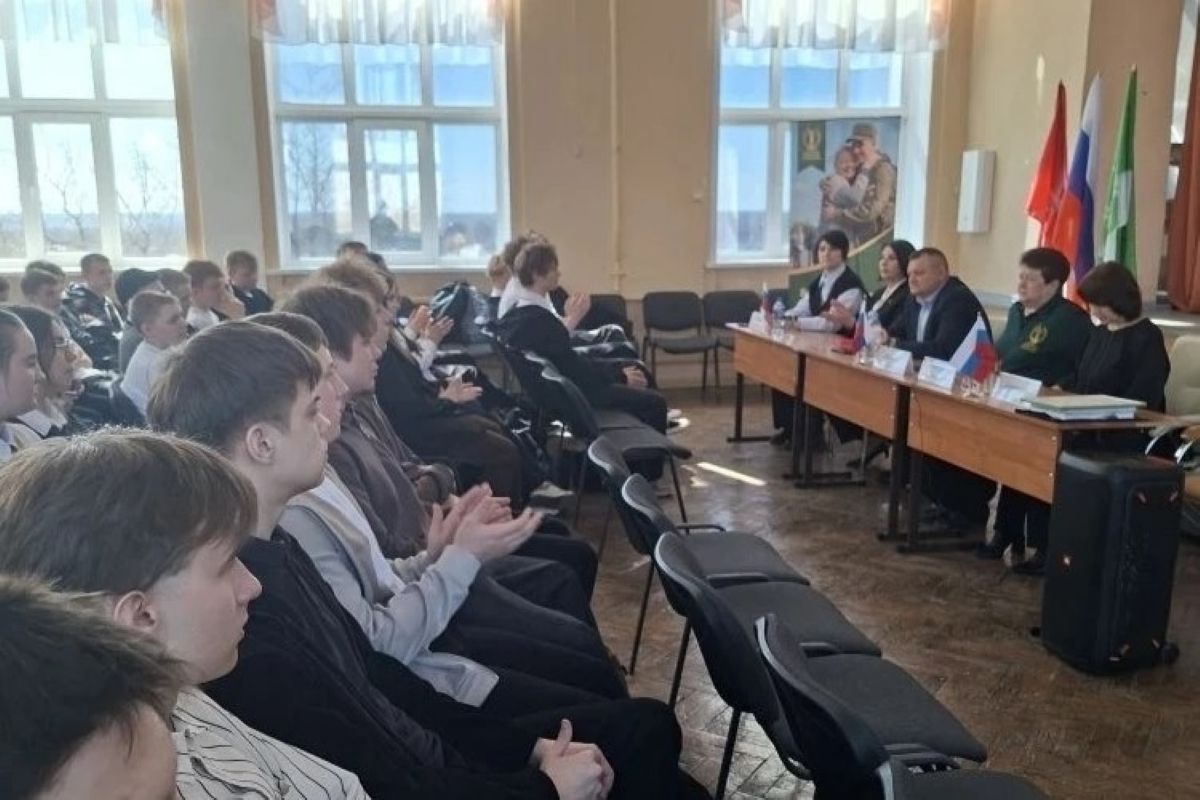 В муниципалитетах продолжаются выездные встречи с семьями участников СВО