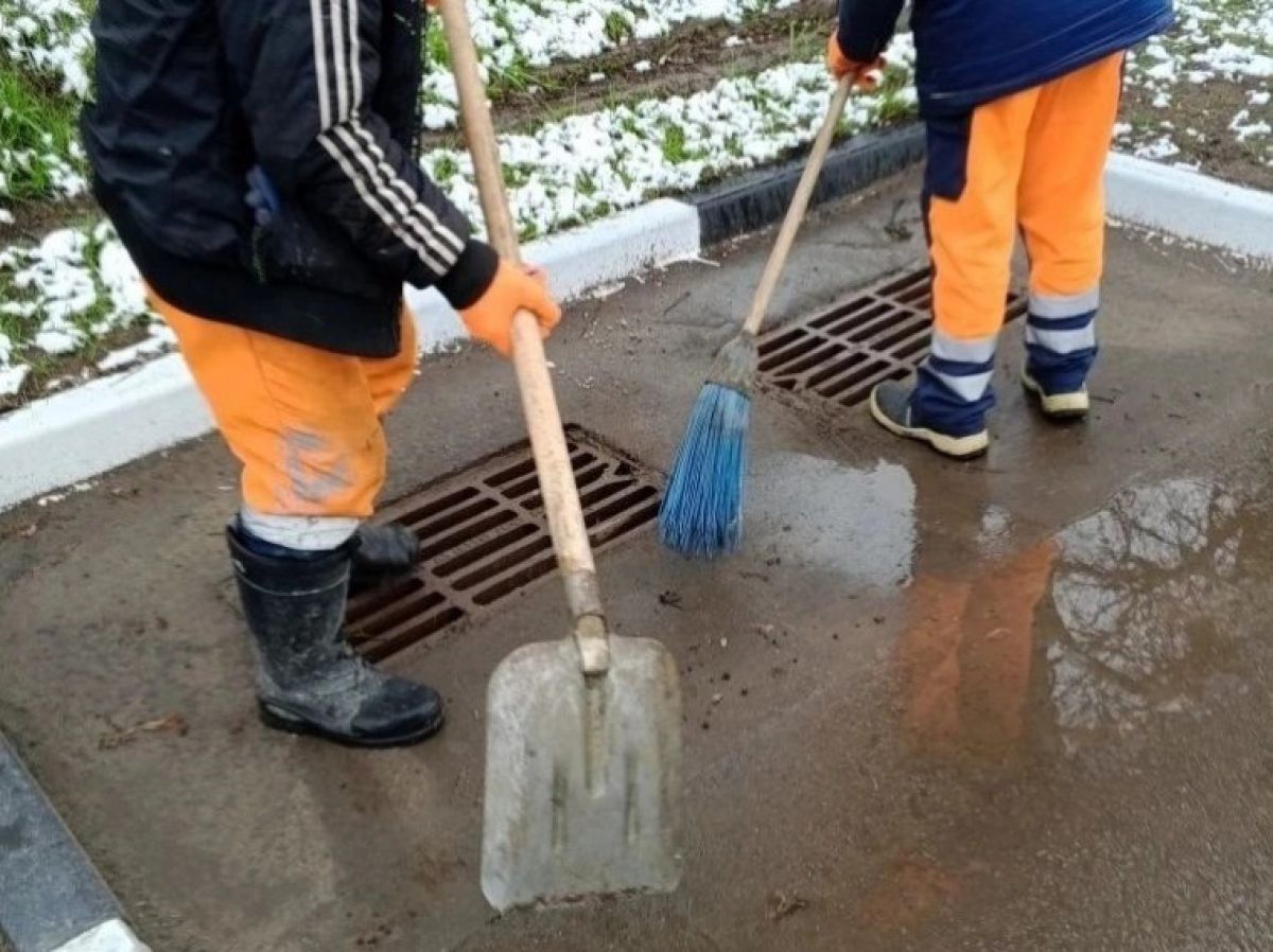 В Туле ливневки чистит каналопромывочная машина