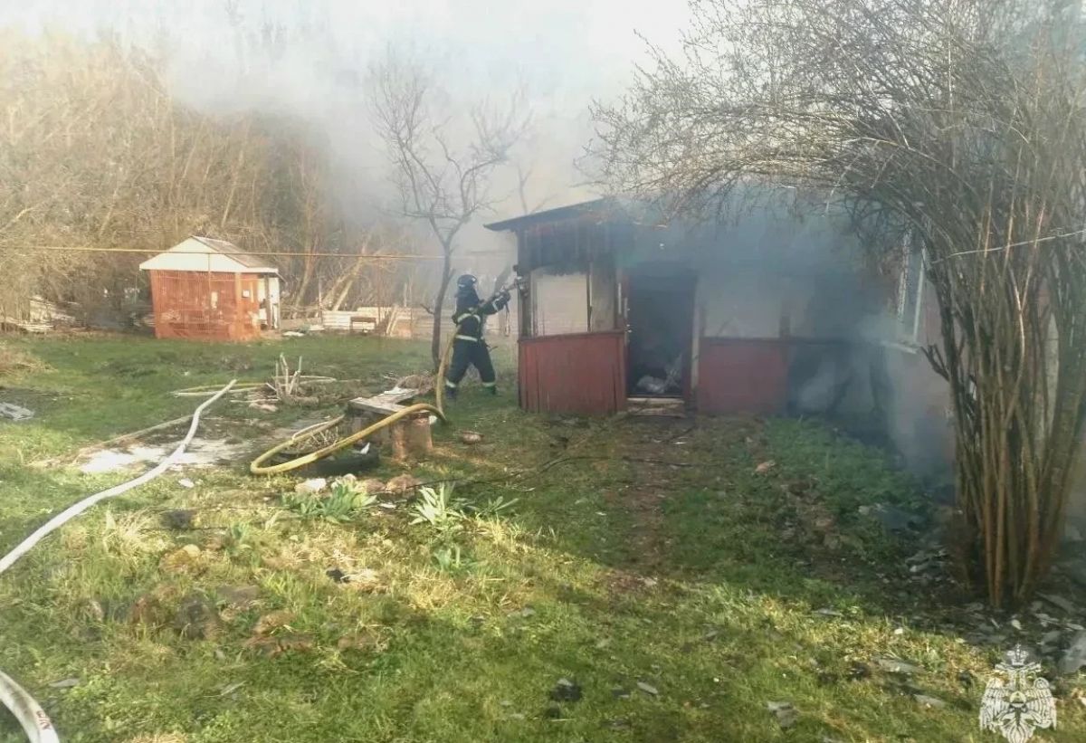 В Тульской области за сутки произошло четыре пожара, есть погибший