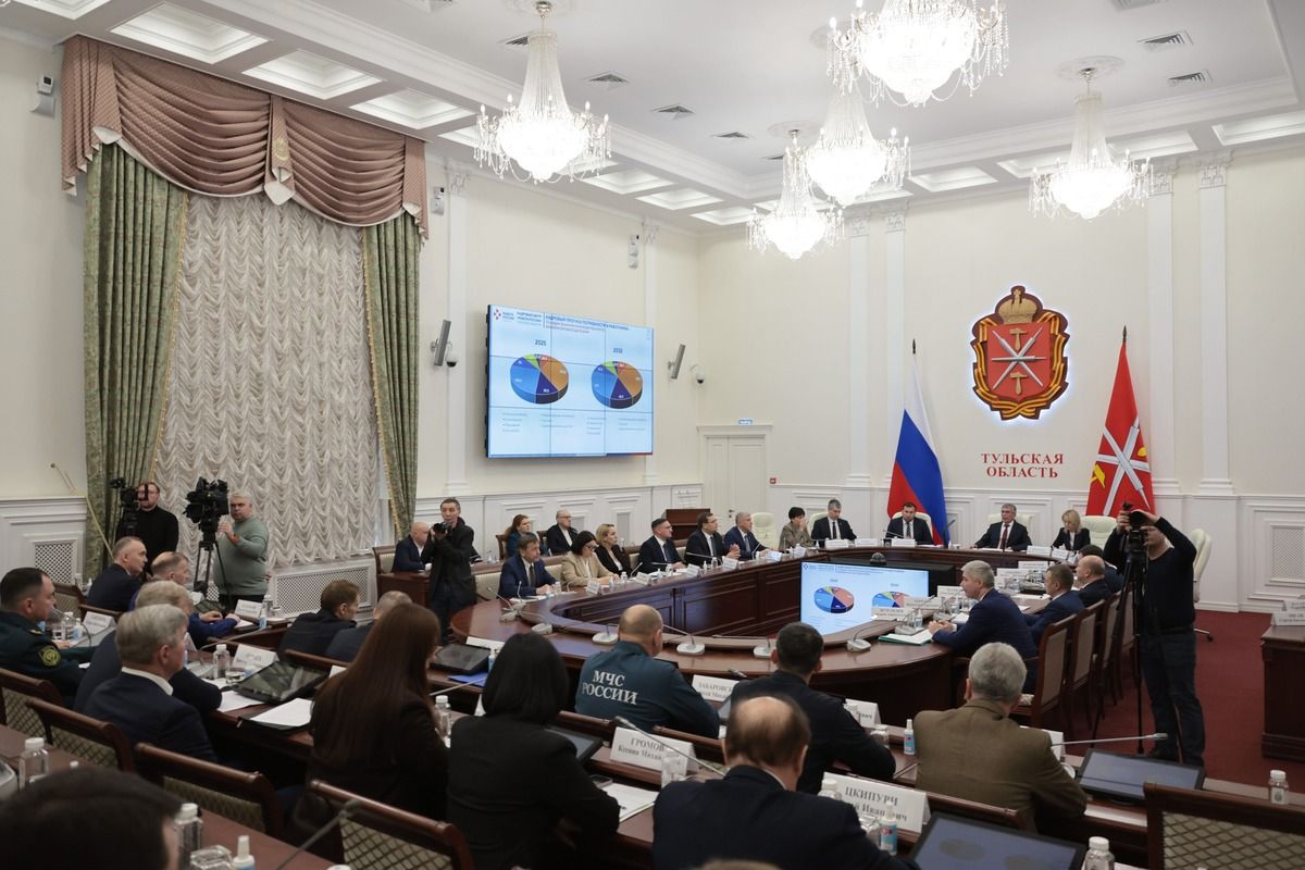 Дмитрию Миляеву рассказали, как в Тульской области внедряется бережливое производство Дмитрию Миляеву рассказали, как в Тульской области внедряется бережливое производство