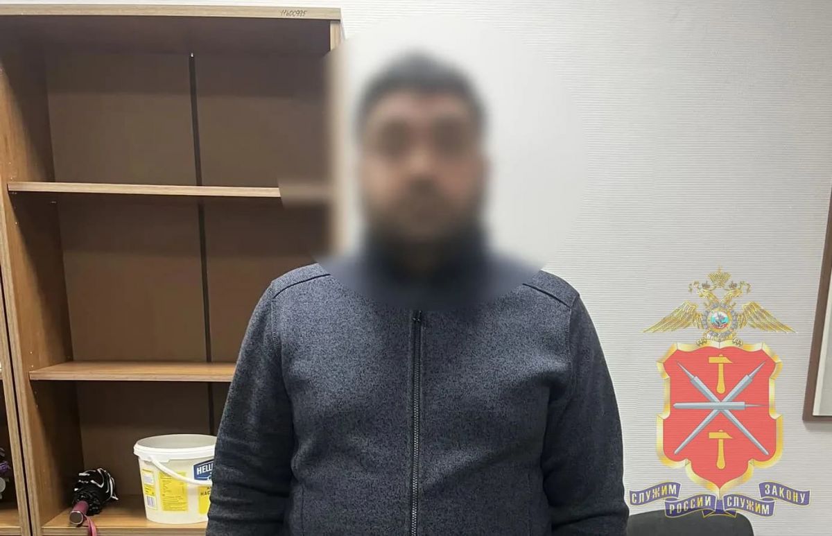 В Новомосковске иностранец попытался откупиться от полиции за 29 тысяч рублей