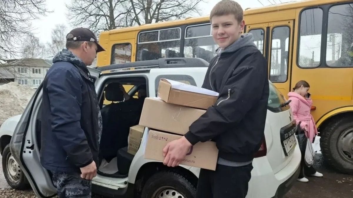 Добровольцы из школ региона продолжают помогать защитникам Отечества