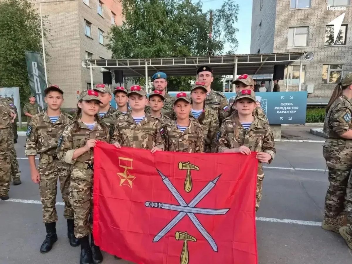 Тульские школьники стали третьими в отрядном состязании по выживанию в экстремальных условиях Тульские школьники стали третьими в отрядном состязании по выживанию в экстремальных условиях