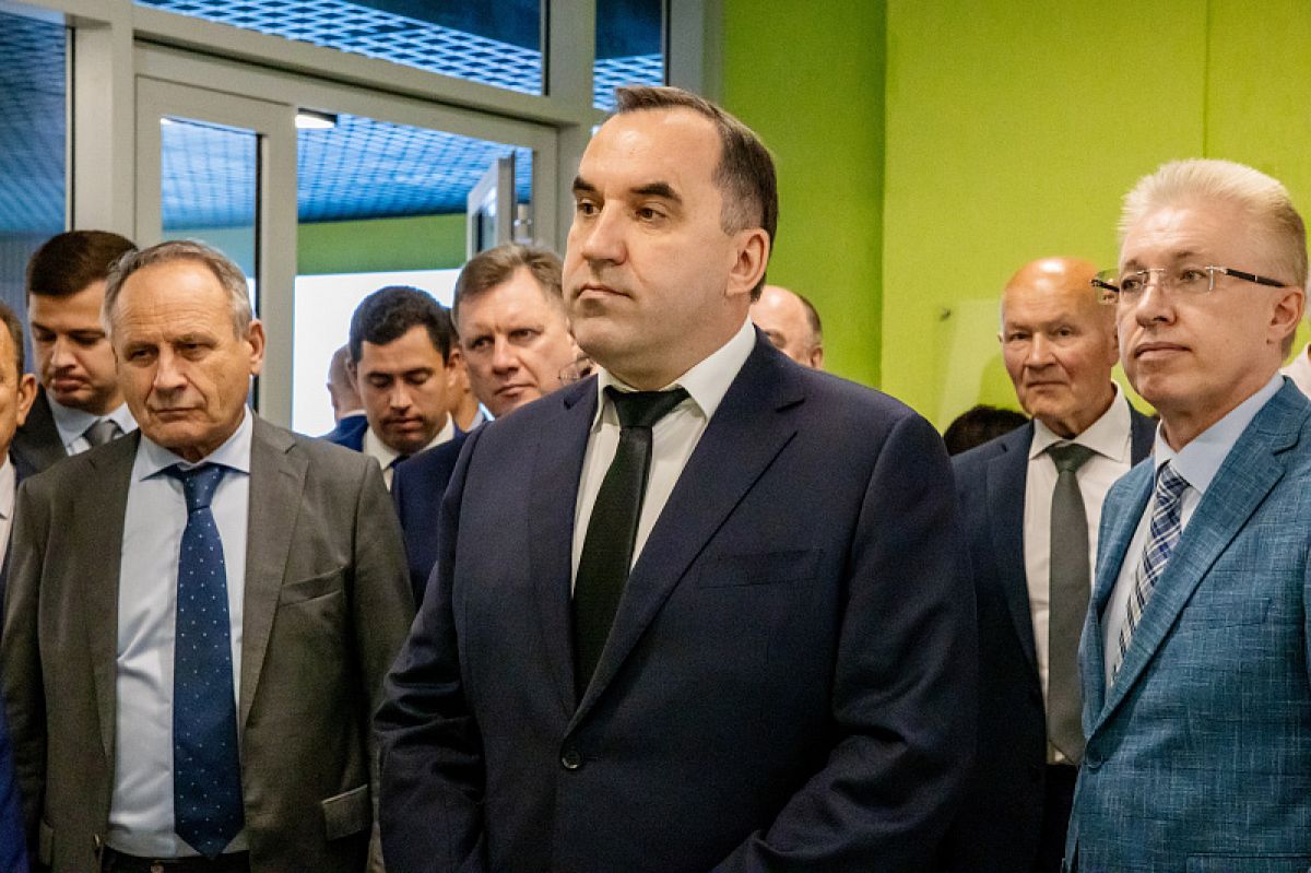 Андрей Дубровский представил тульскую стратегию развития молодежного парламентаризма