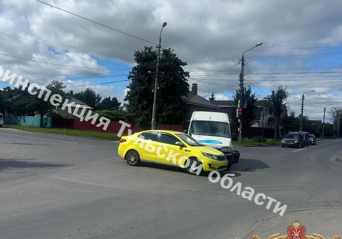 В Туле при столкновении «Фиата» и «Киа» пострадал мужчина