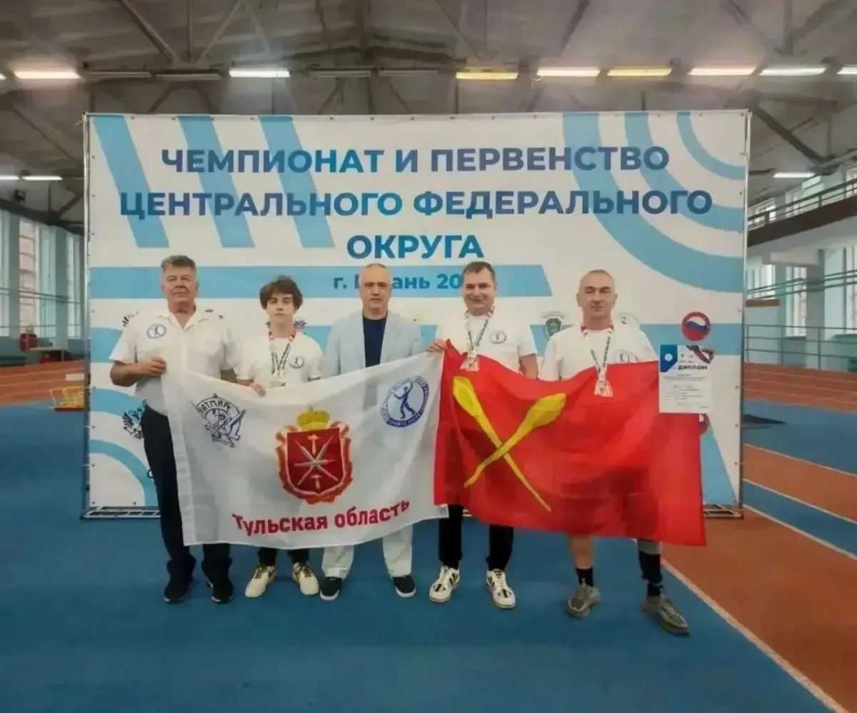 Ветеран СВО из Алексина стал бронзовым призером чемпионата ЦФО по метанию ножа Ветеран СВО из Алексина стал бронзовым призером чемпионата ЦФО по метанию ножа