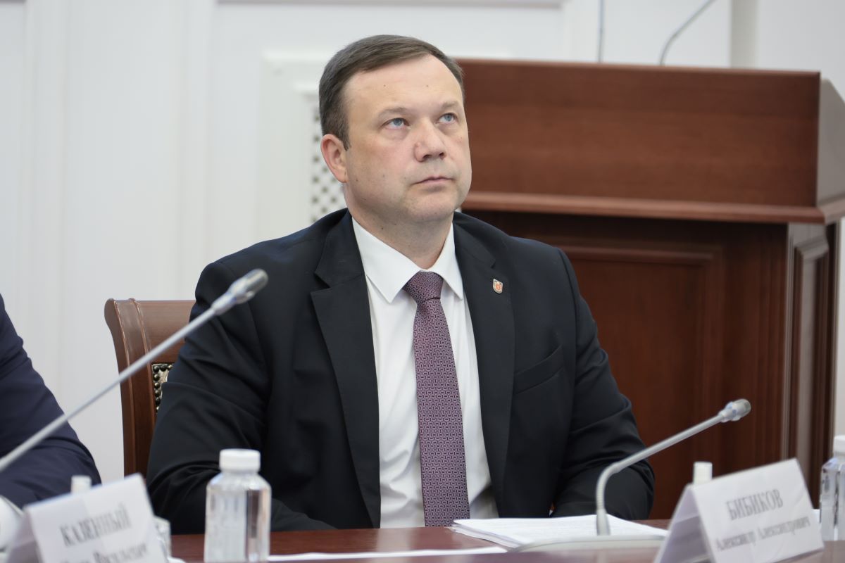 В Тульской области обсудили план ремонта дорог и обновления транспорта в опорных населенных пунктах