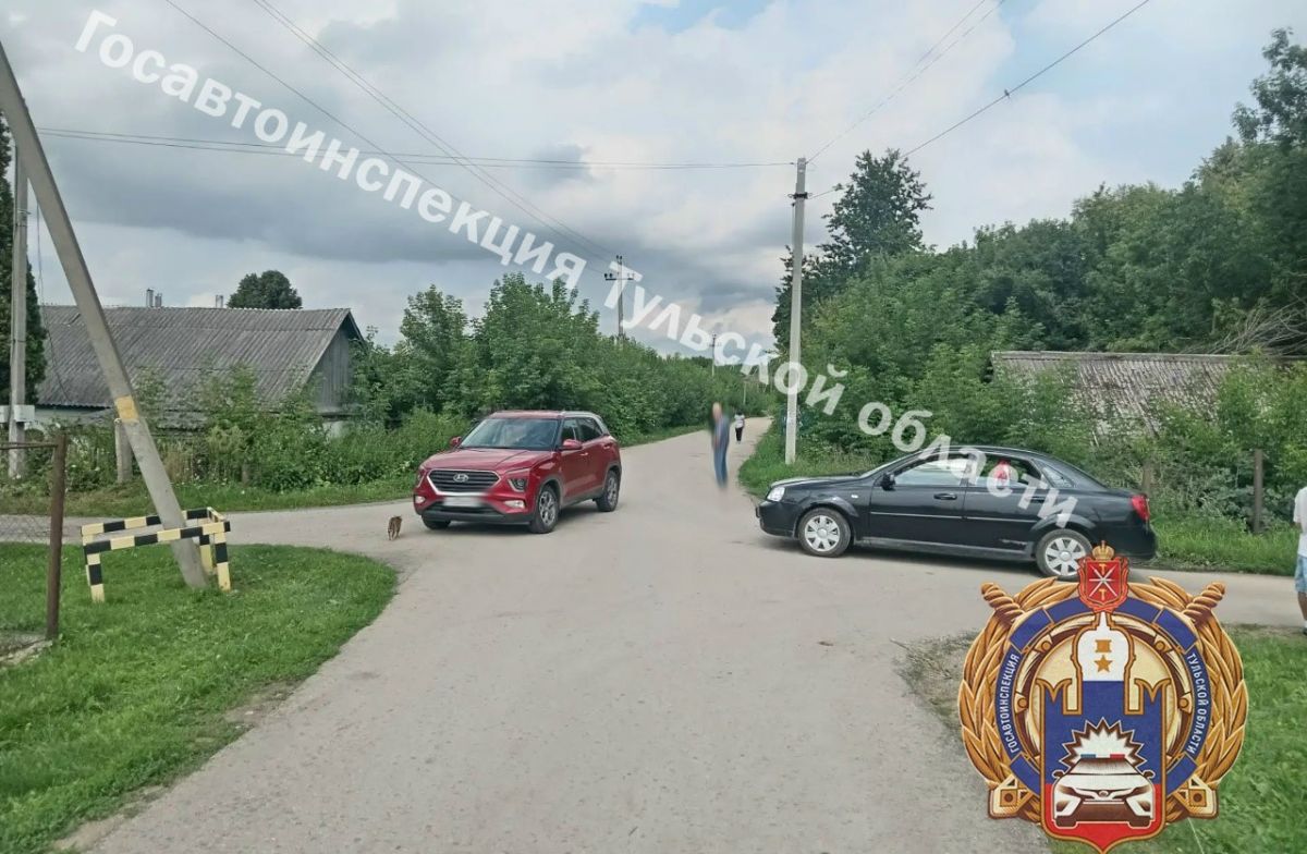 В Ефремовском территориальном округе две пожилых автоледи не поделили дорогу В Ефремовском территориальном округе две пожилых автоледи не поделили дорогу