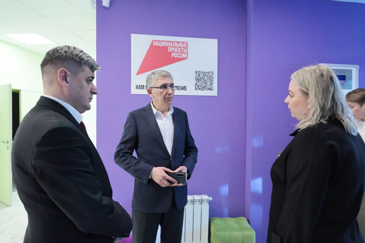 Дмитрий Миляев осмотрел новомосковский молодежный центр «Олимп»