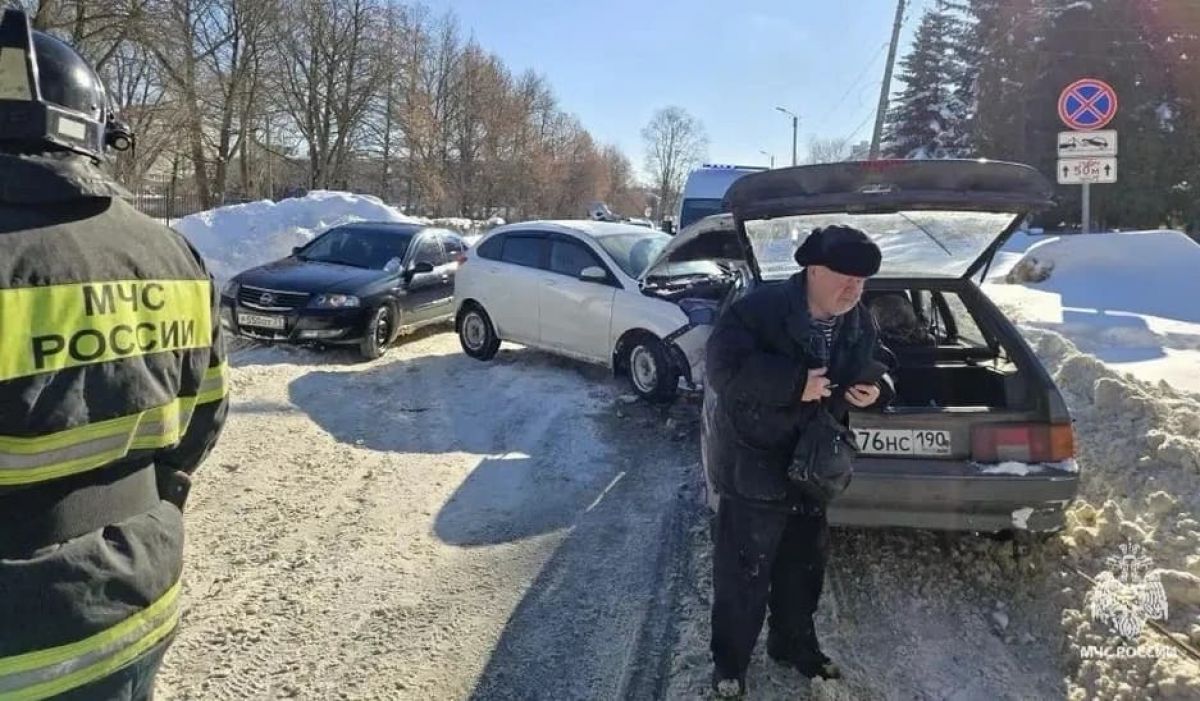 Сводка МЧС по Тульской области за 21 февраля: три пожара и спасение 55 человек
