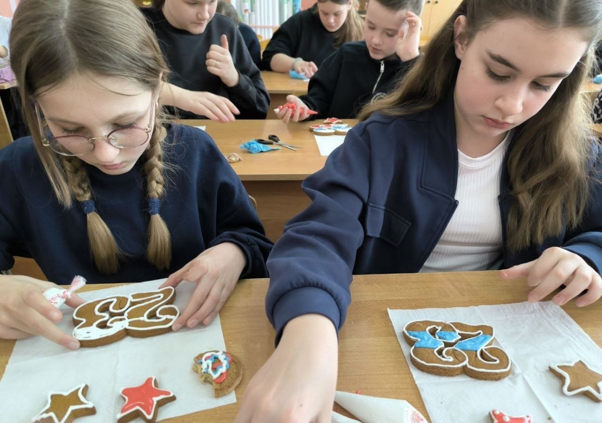 Волонтёры проводят патриотические мероприятия в поддержку воинов СВО Волонтёры проводят патриотические мероприятия в поддержку воинов СВО