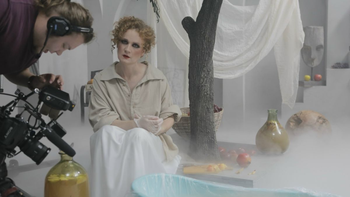 Снежинки ртом ловили: Wink поможет пережить последний месяц зимы