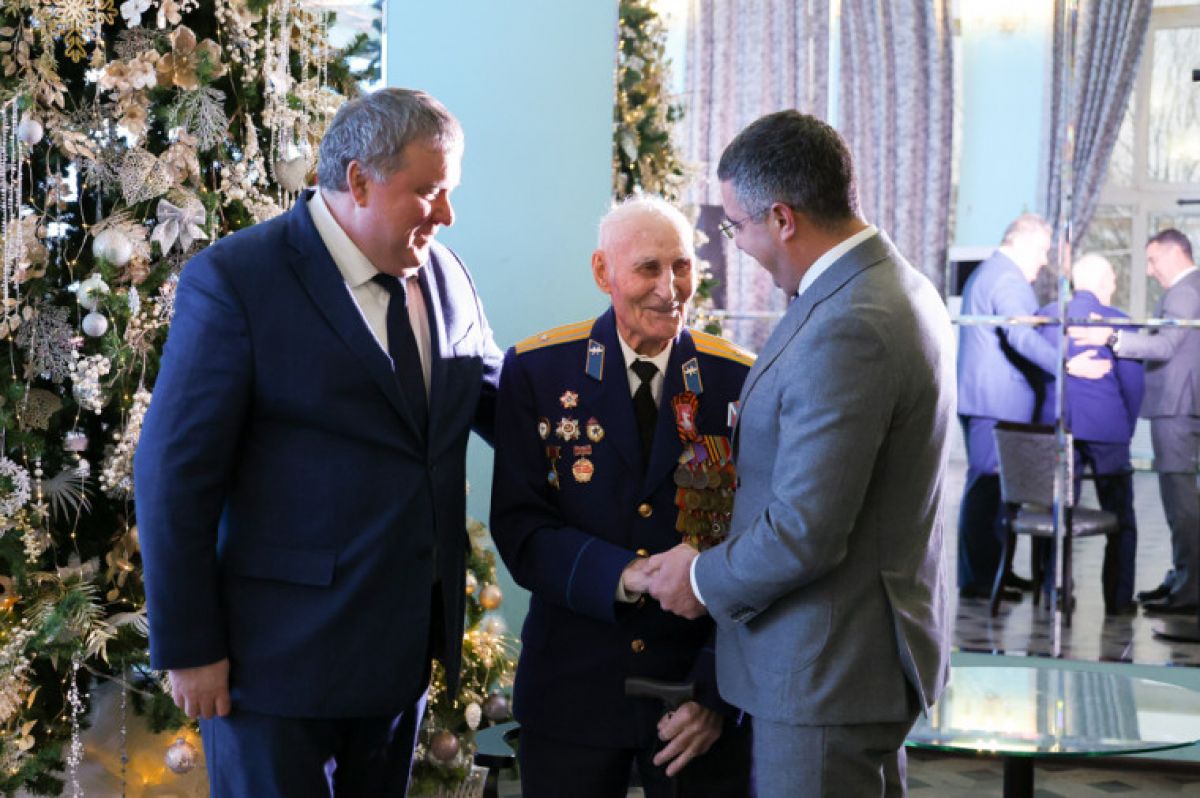 Почетный гражданин Тулы Василий Денисов отметил 100-летний юбилей