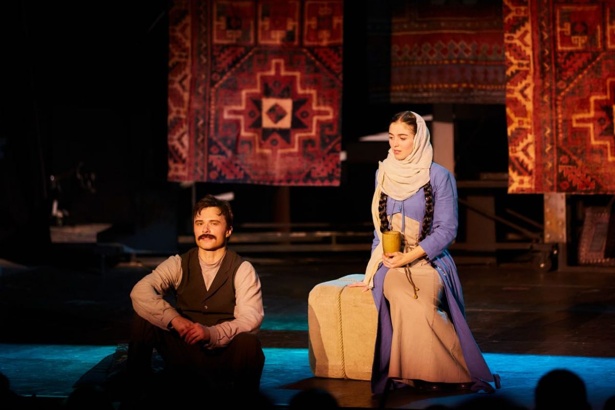 «Чудесный грузин»: спектакль-притча о Сталине на сцене Тульского драмтеатра