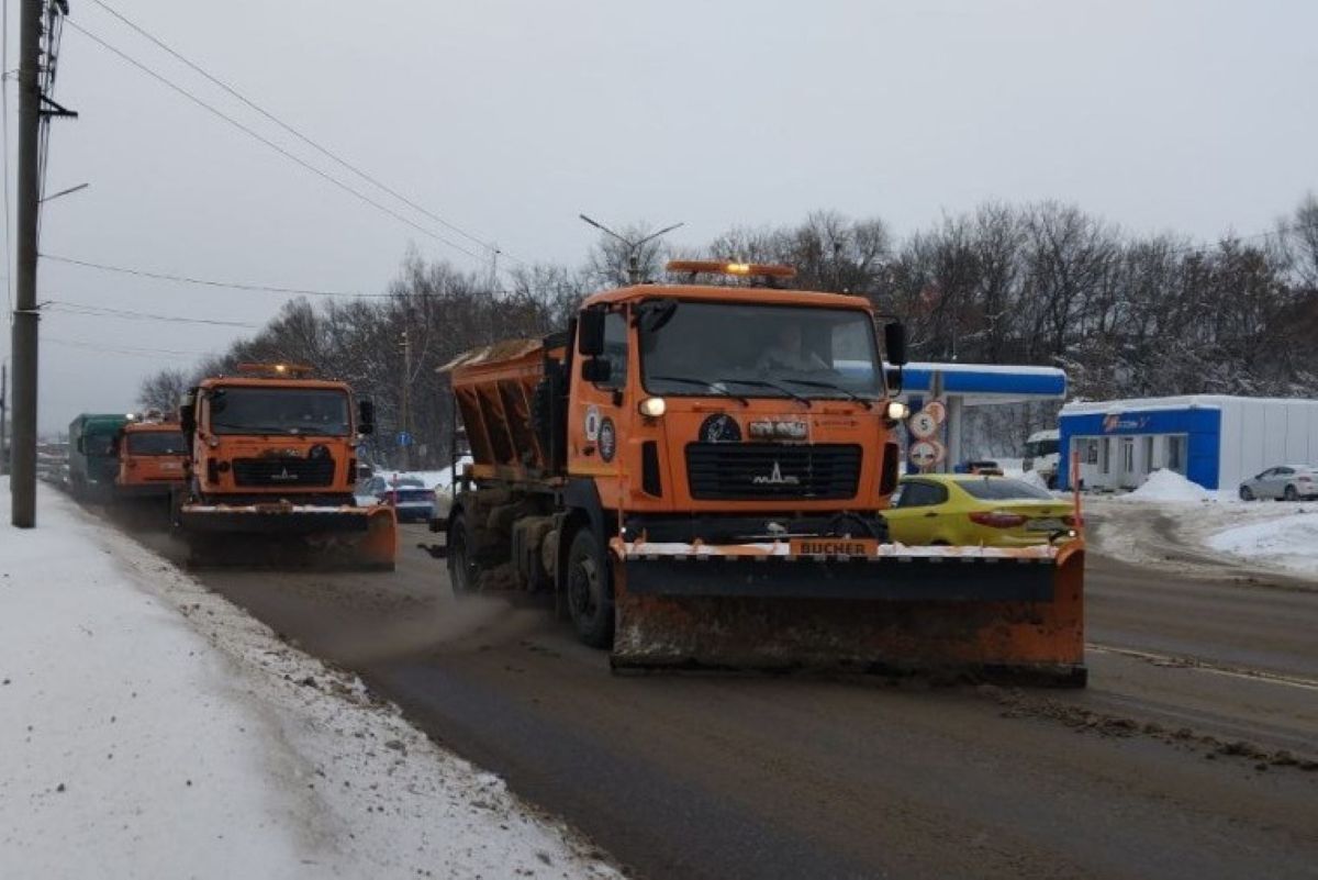 300 единиц техники задействуют в Туле для борьбы со снегом 300 единиц техники задействуют в Туле для борьбы со снегом