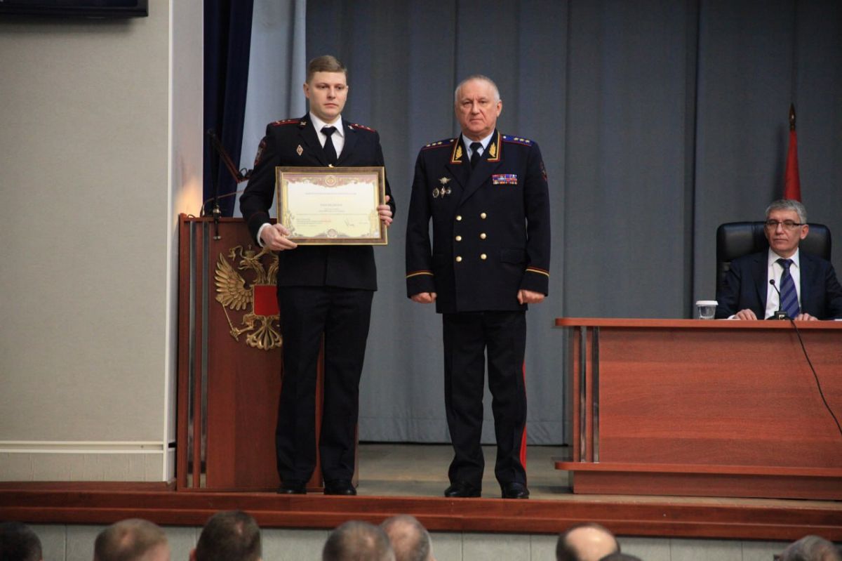 На расширенной коллегии УМВД наградили отличившихся сотрудников