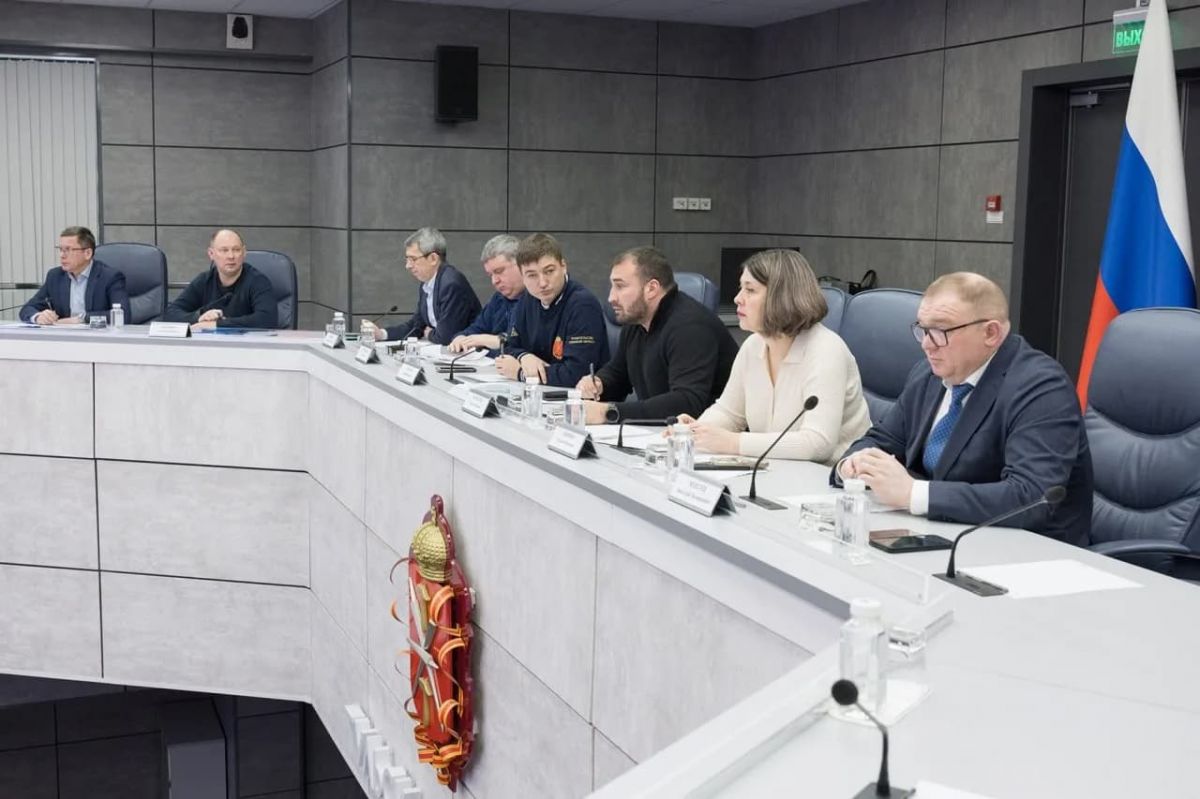 В Тульской области устраняют последствия после атаки беспилотников и следят за работой ЖКХ В Тульской области устраняют последствия после атаки беспилотников и следят за работой ЖКХ