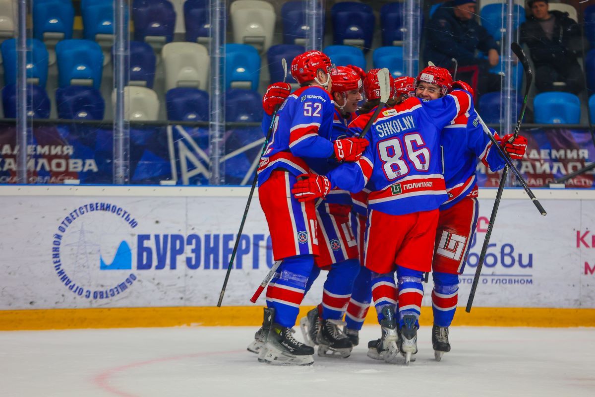 «Академия Михайлова» обыграла соперников из северной столицы на домашнем льду «Академия Михайлова» обыграла соперников из северной столицы на домашнем льду