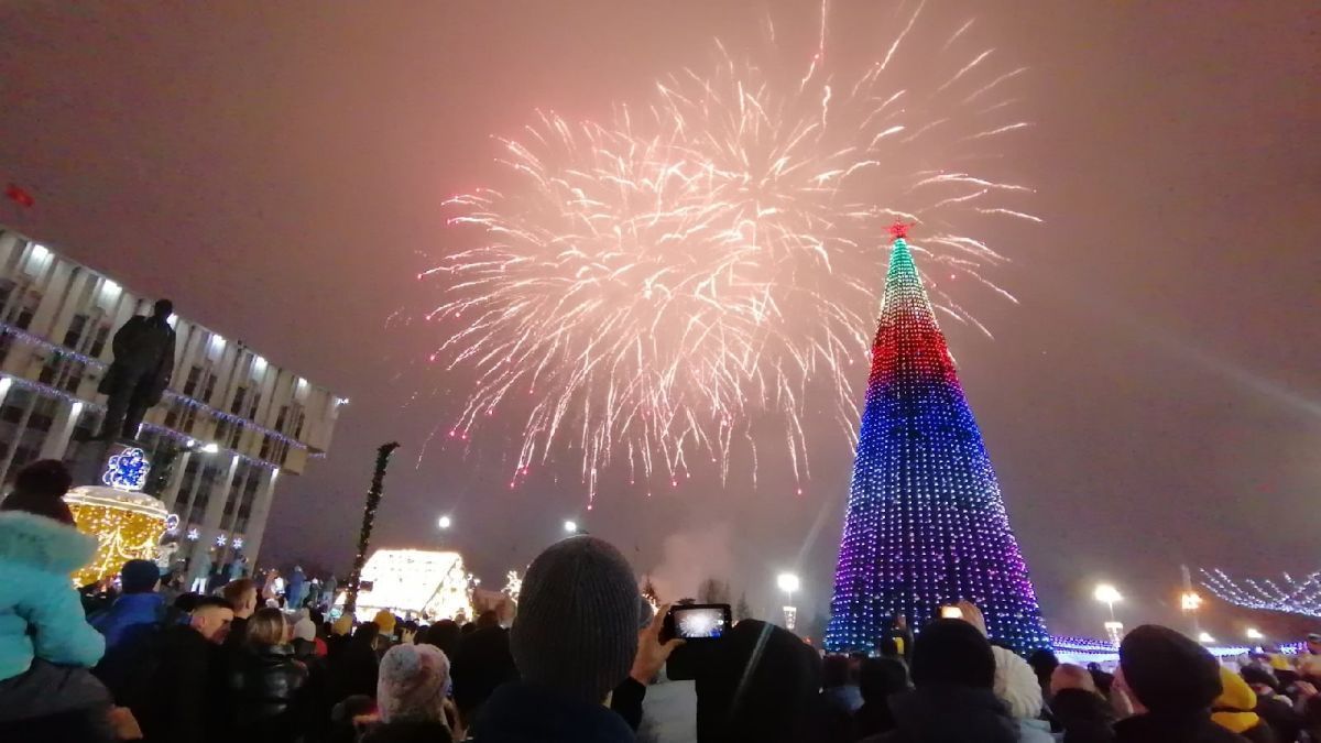 Тулякам напомнили, откуда можно запускать фейерверки