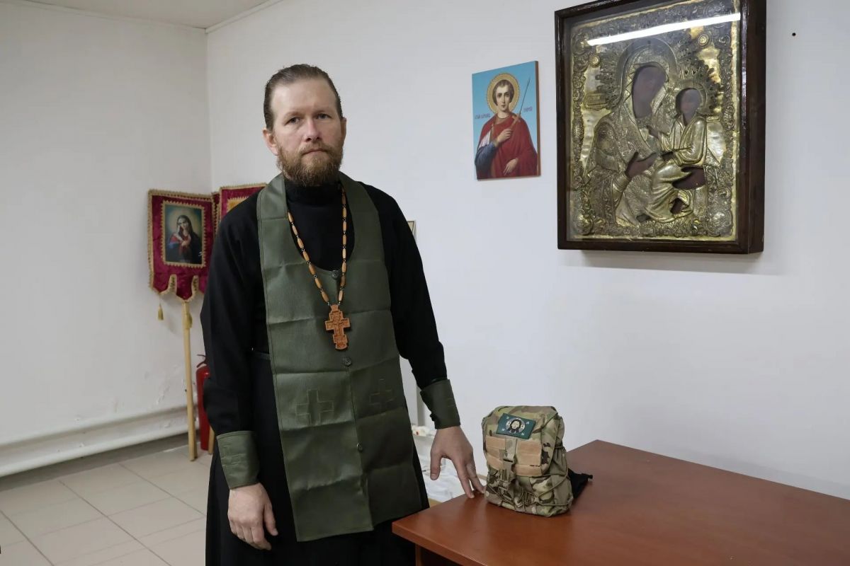 Отец Михаил Шумаков: «Важно создать духовный настрой на Победу» Отец Михаил Шумаков: «Важно создать духовный настрой на Победу»