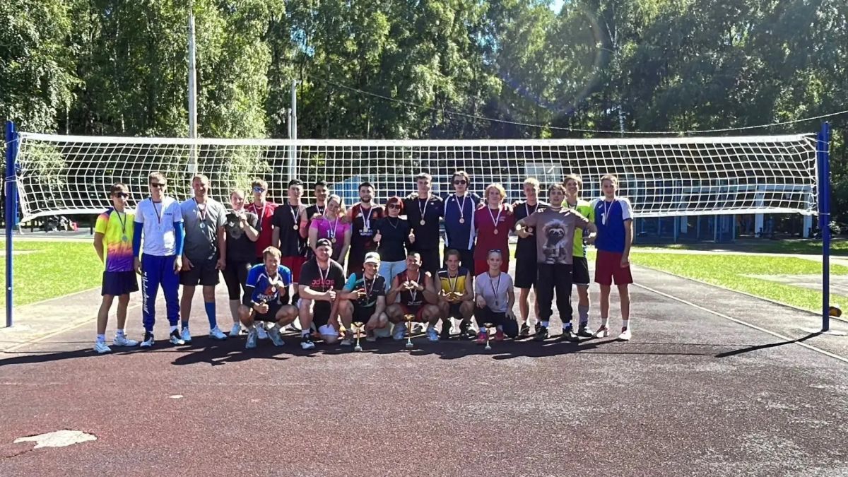 В Туле второй этап соревнований по парковому волейболу завершился победой «Дружбы народов» В Туле второй этап соревнований по парковому волейболу завершился победой «Дружбы народов»