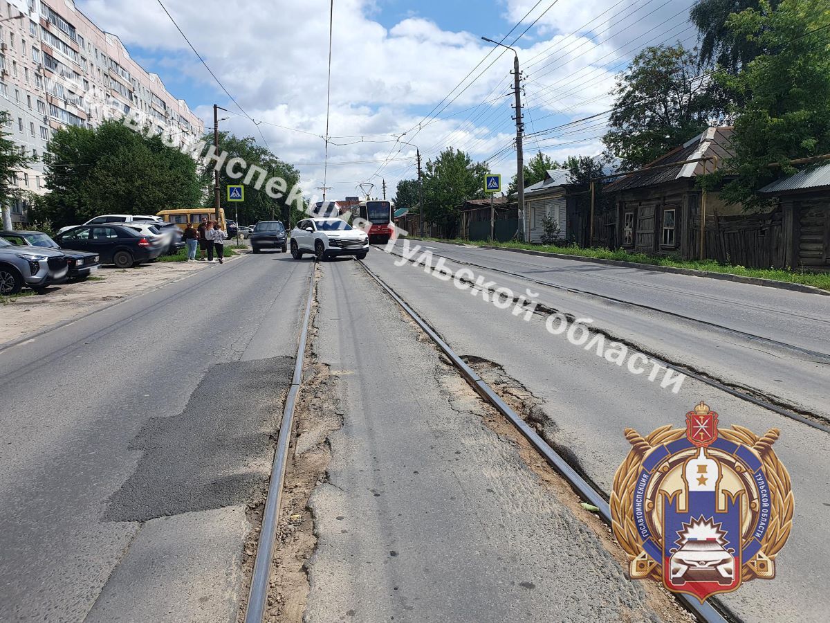 В Туле автоледи наехала на несовершеннолетнего велосипедиста В Туле автоледи наехала на несовершеннолетнего велосипедиста