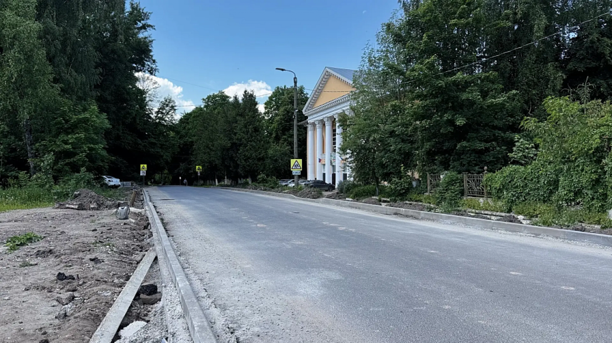 В двух районах Тульской области проверили качество ремонта дорог