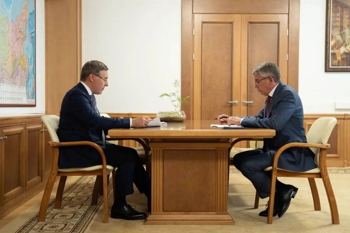 Дмитрий Миляев договорился о развитии Новомосковского института Дмитрий Миляев договорился о развитии Новомосковского института