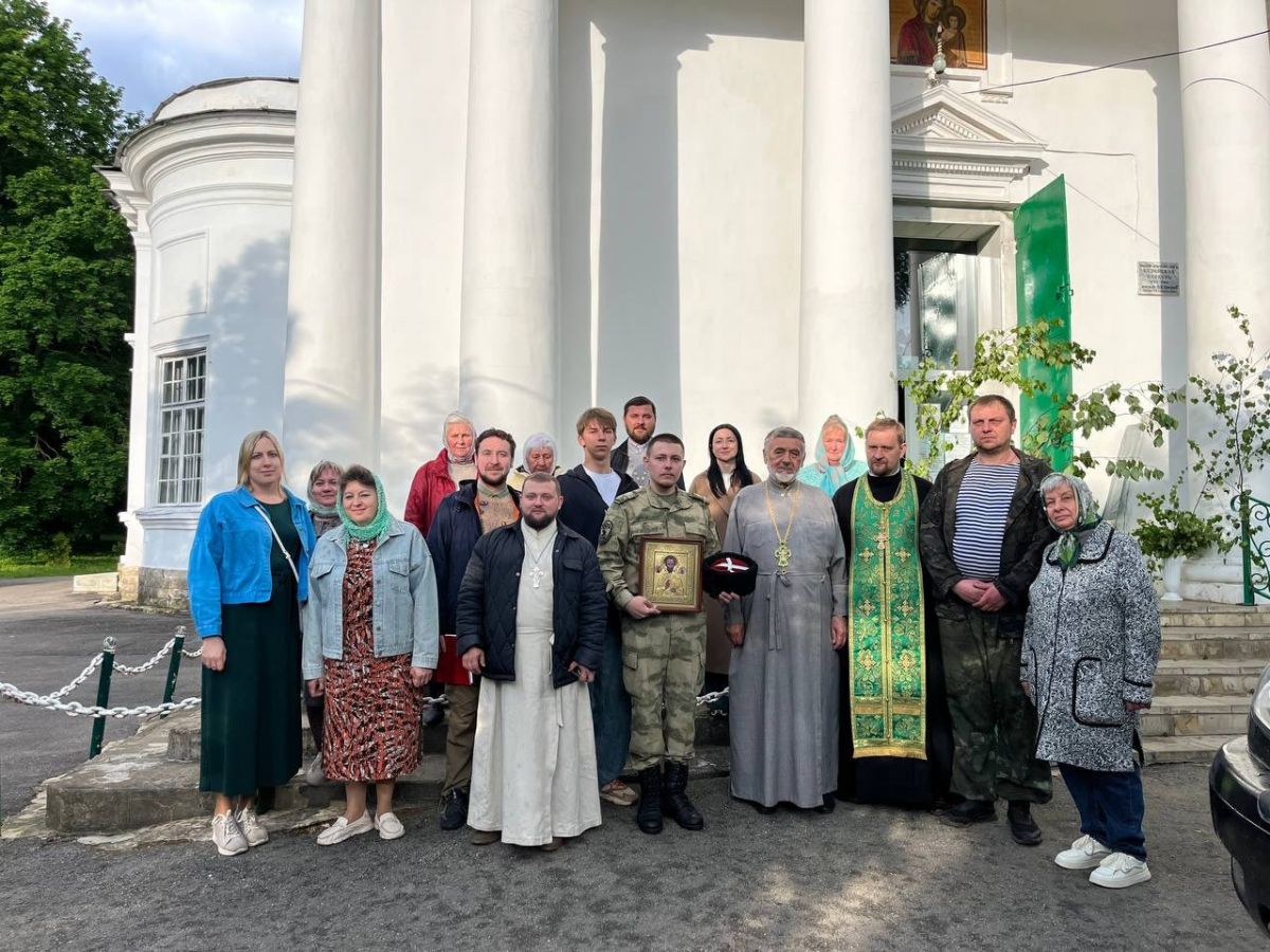 Очередной гуманитарный груз доставлен казаками в зону СВО Очередной гуманитарный груз доставлен казаками в зону СВО