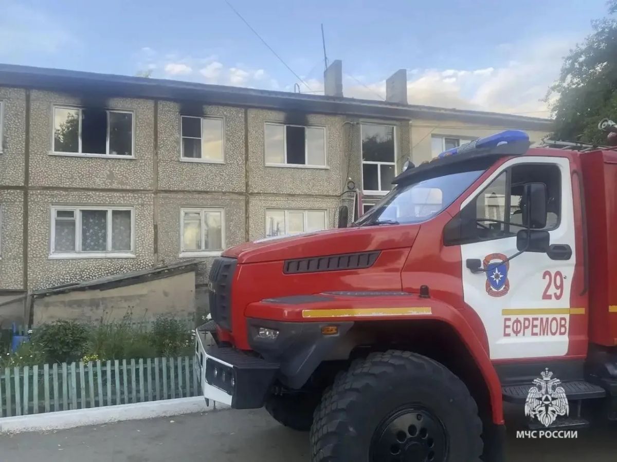 В Ефремове от огня пострадала квартира в двухэтажном доме