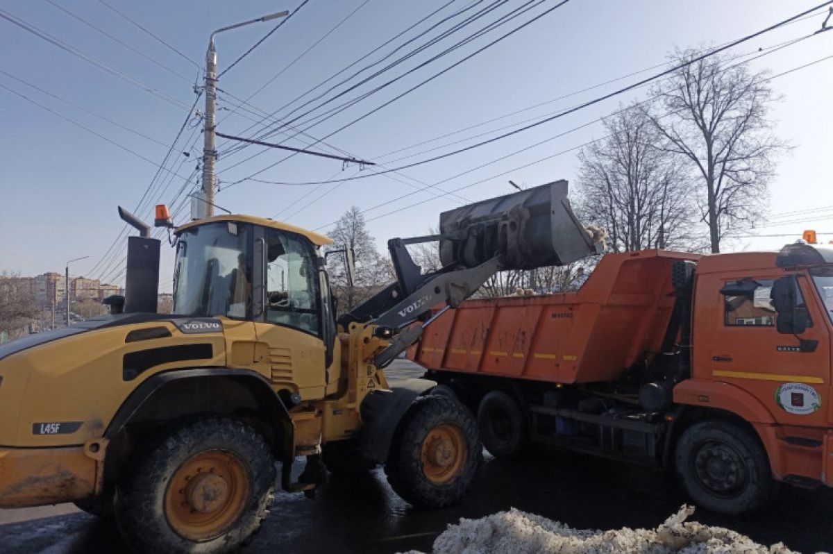 Из Тулы вывезли около 4300 кубометров снега