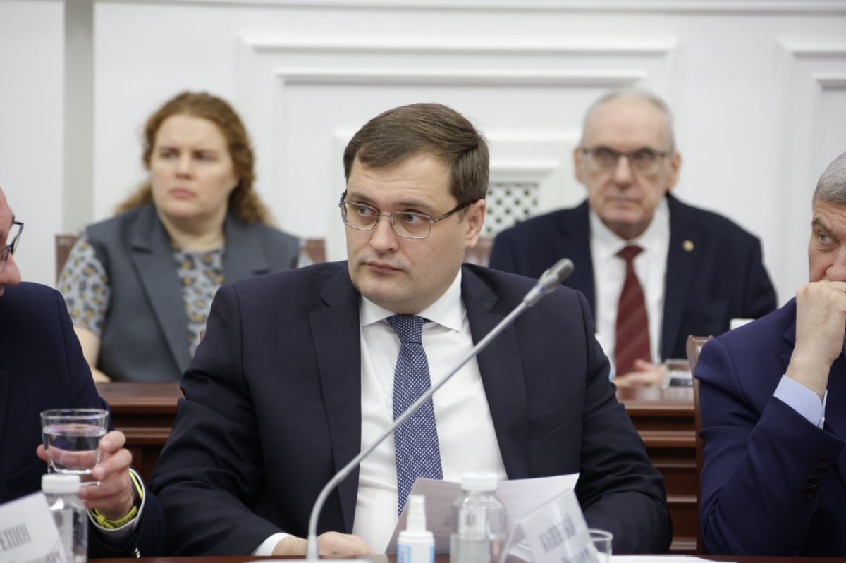 Дмитрий Миляев поручил строить новые ЖК с учетом потребности людей с ОВЗ