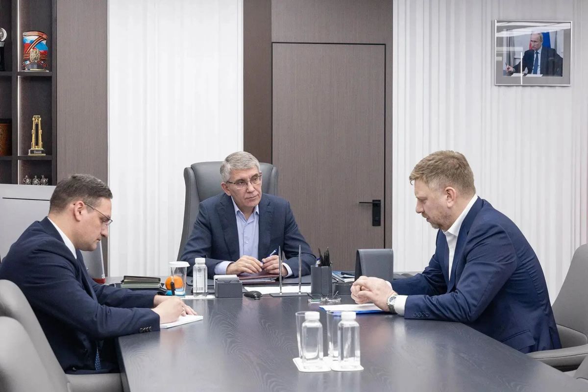 В Щёкинском районе готовят к выпуску первый обрабатывающий станок собственной разработки В Щёкинском районе готовят к выпуску первый обрабатывающий станок собственной разработки