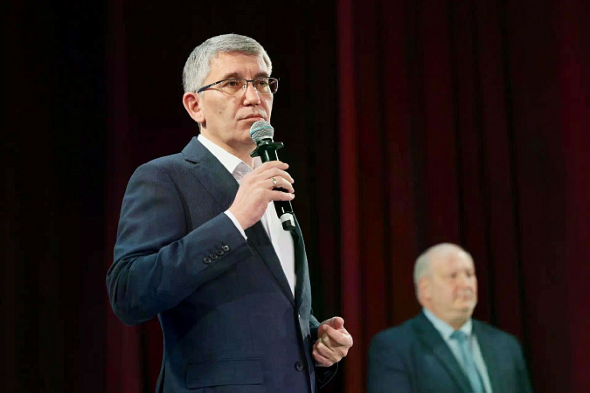 Дмитрий Миляев: «Подъездные пути даже к самым маленьким населенным пунктам должны быть оборудованы»