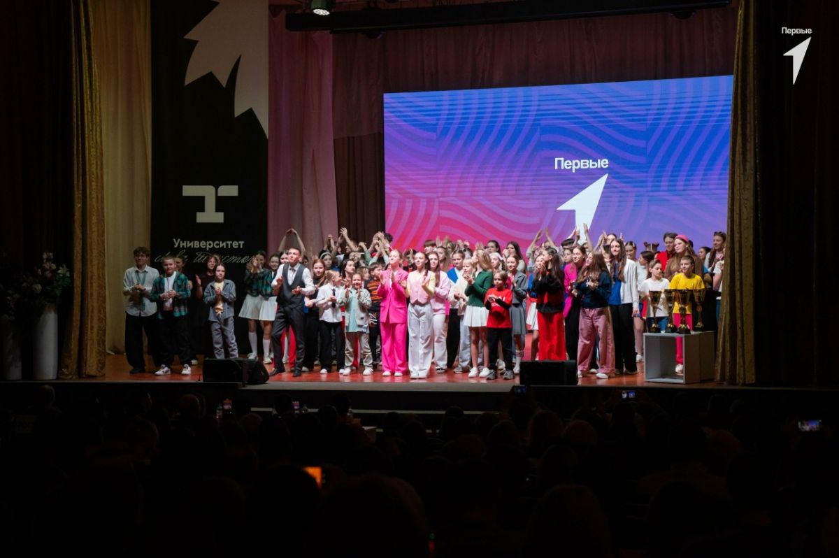 Фестиваль Тульской Юниор-лиги КВН открыли поисками Данила Колбасенко и рекордным количеством команд Фестиваль Тульской Юниор-лиги КВН открыли поисками Данила Колбасенко и рекордным количеством команд