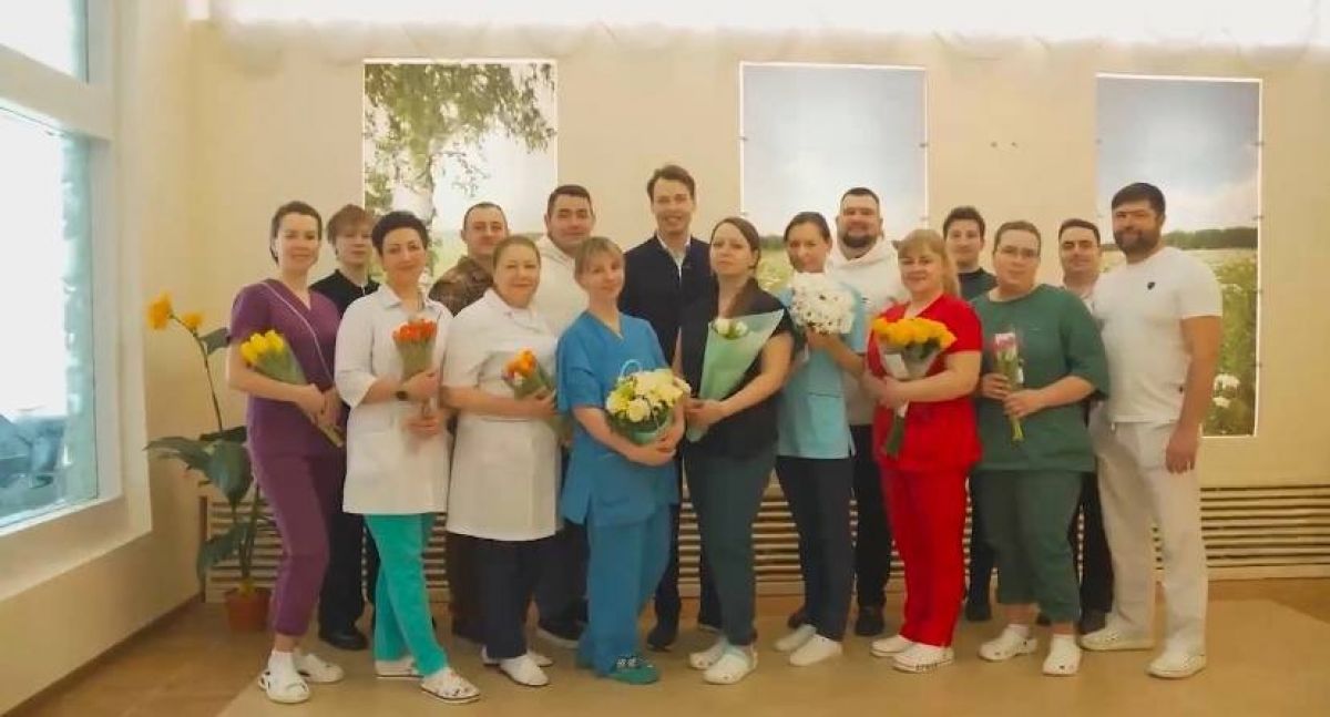 Члены Молодёжного совета прочли «Письмо к женщине» сотрудницам тульского перинатального центра