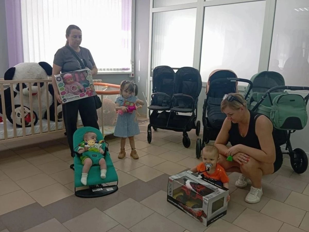 За год работы пункта проката в тульском Семейном МФЦ было выдано более 3500 детских товаров За год работы пункта проката в тульском Семейном МФЦ было выдано более 3500 детских товаров