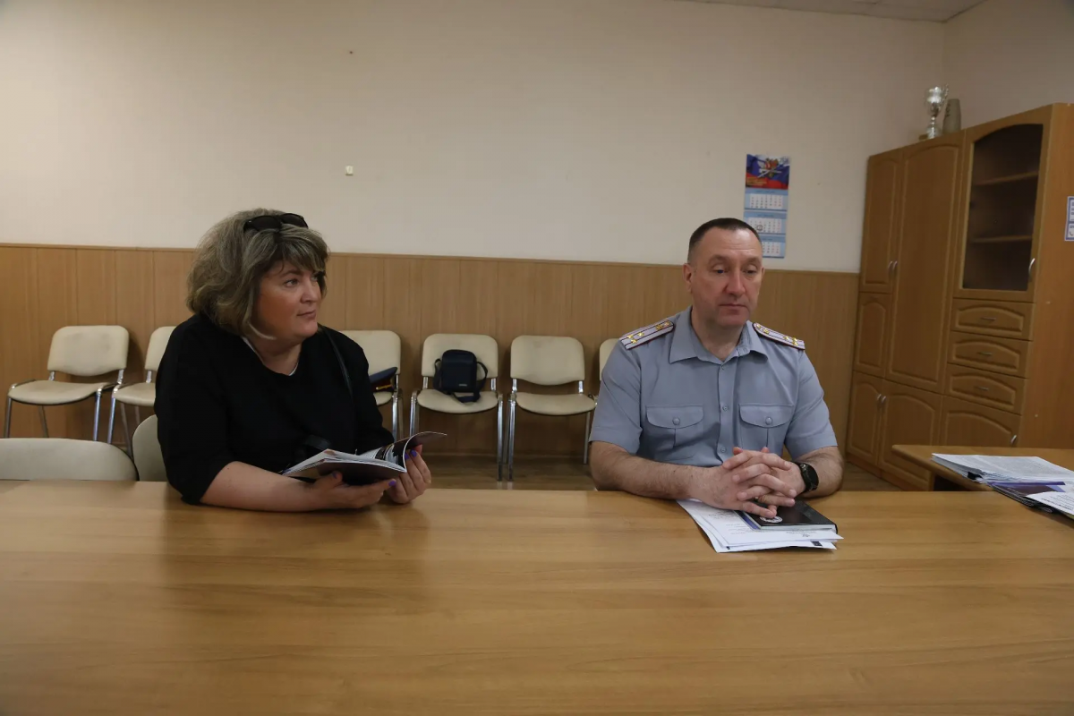 Тульские журналисты осмотрели производственные участки ИК-1 в Донском Тульские журналисты осмотрели производственные участки ИК-1 в Донском