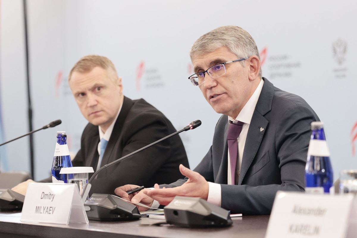 Дмитрий Миляев принял участие в стратегической сессии «Сверим курс. Студенческий спорт: навстречу 70-летию» Дмитрий Миляев принял участие в стратегической сессии «Сверим курс. Студенческий спорт: навстречу 70-летию»