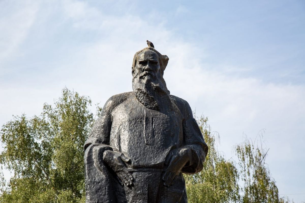 Туляки попросят жизненного совета у виртуального Льва Толстого Туляки попросят жизненного совета у виртуального Льва Толстого