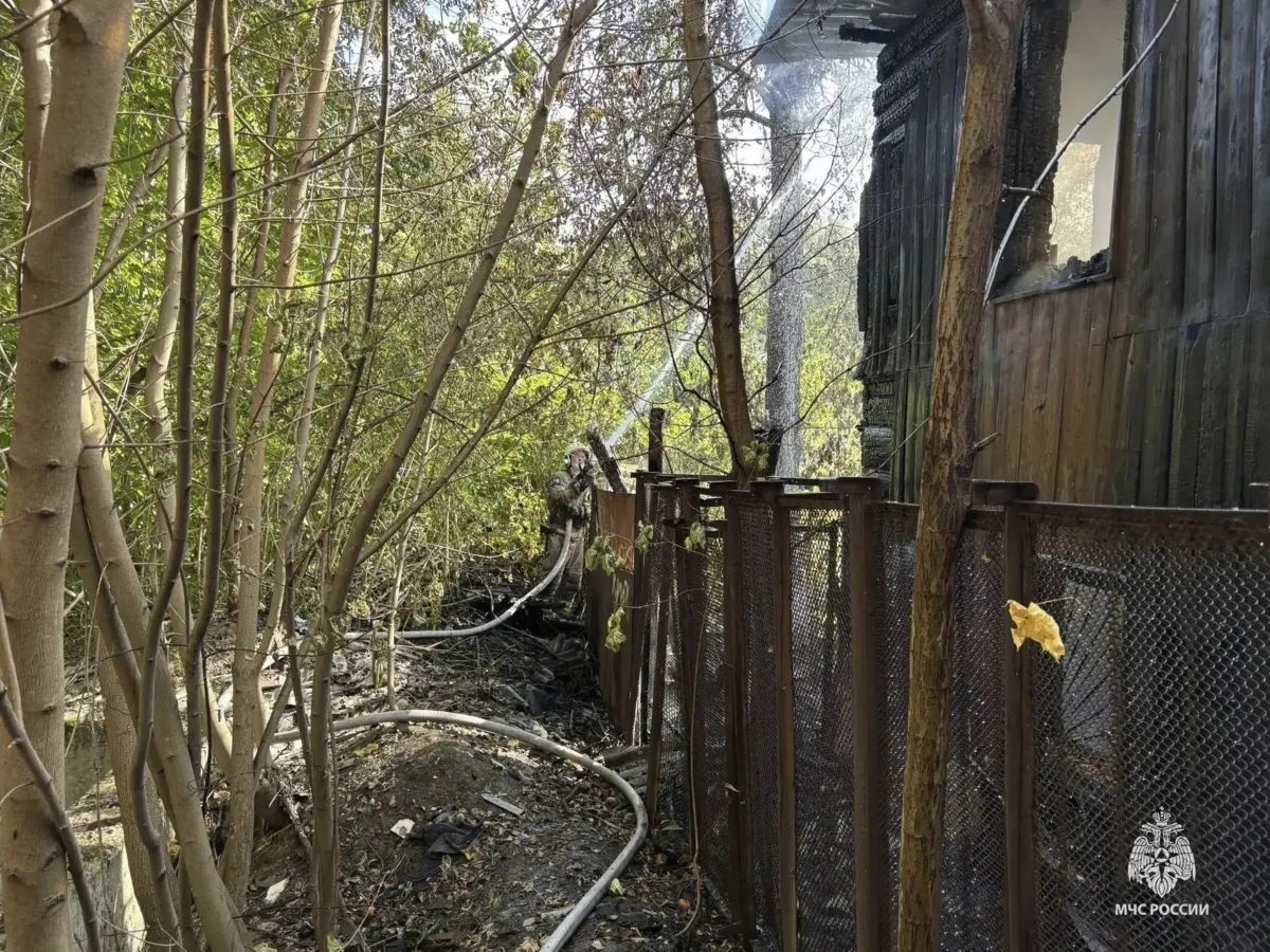 За сутки в Тульской области горели квартира, сарай и нежилой дом